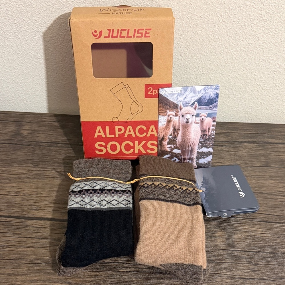 Juclise Unisex Peruvian Baby Alpaca Yarn Wool Socks - Black & Tan - 2-Pack